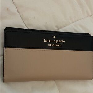 Kate Spade Black and Cream Wallet